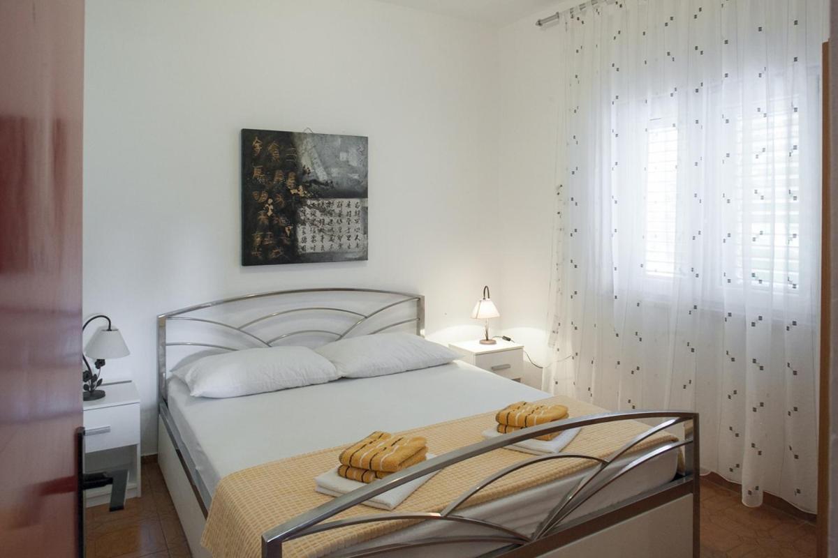 Apartments With A Parking Space Zuljana, Peljesac - 4573 Exterior photo